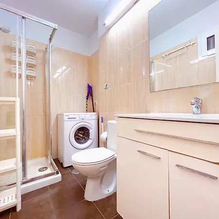 1 Bedroom In Torres De Yomely, Apartment